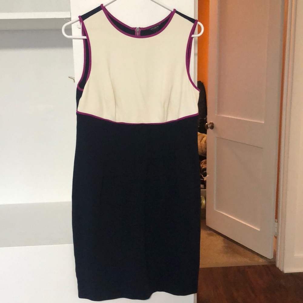 Women’s Ann Taylor size 2 dress.